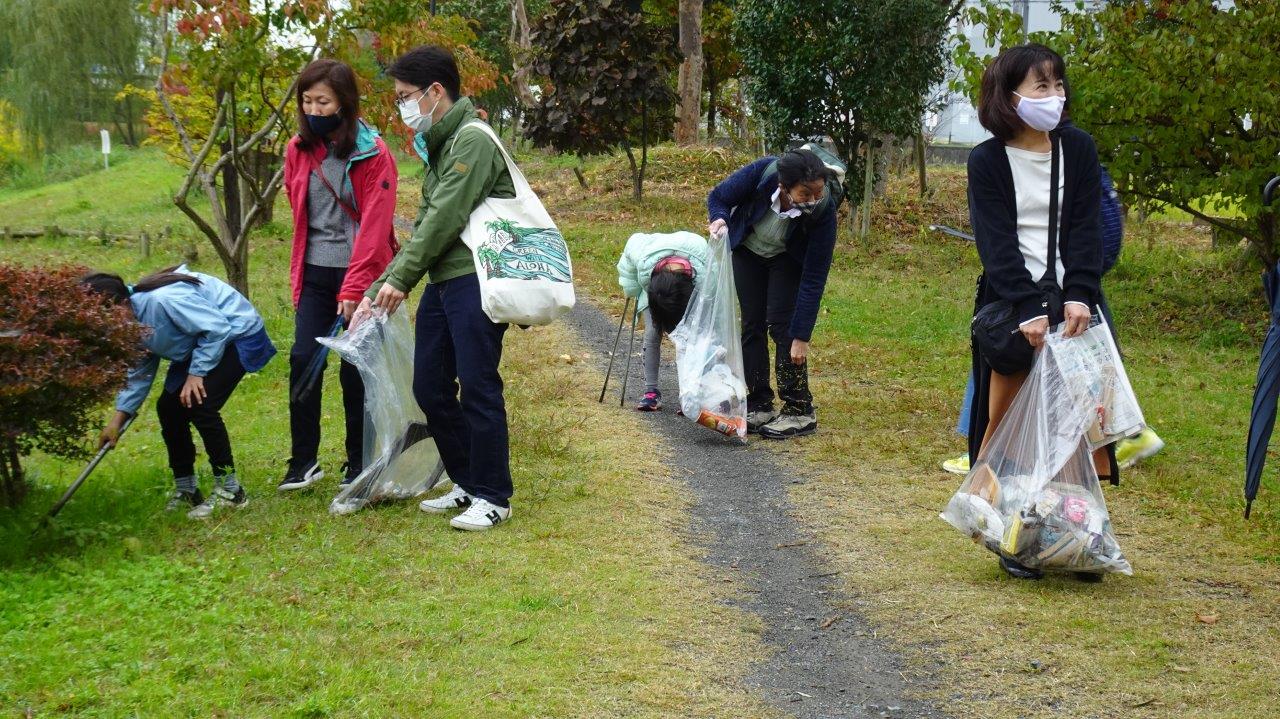 Environmental Education Project near a river flowing into Lake Biwa